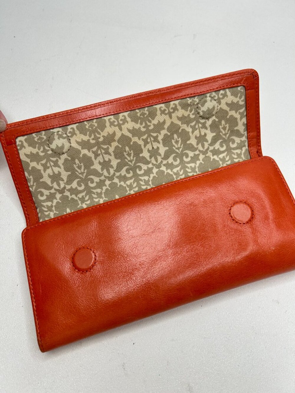 HOBO International SADIE Tangerine Leather TRIFOLD Wallet w/Coin Purse - Picture 5 of 12